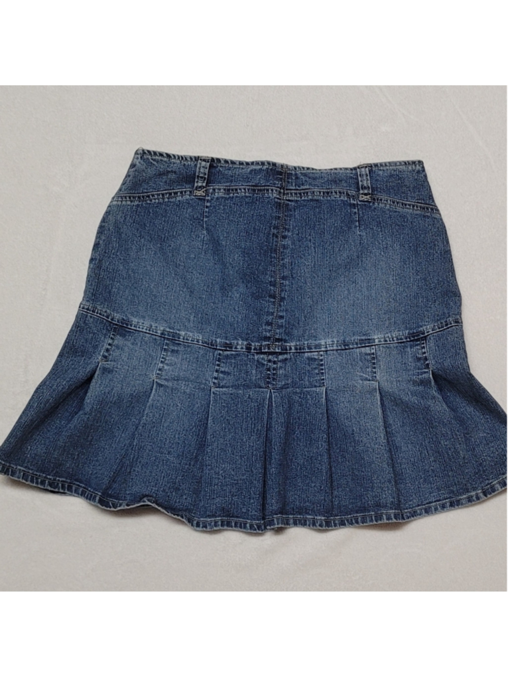 Vintage 90s Carolina Blues High Waist Stretchy Mid Wash Pleated Micro Mini Skirt - Picture 6 of 9